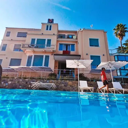 Napoleon Szálloda San Remo